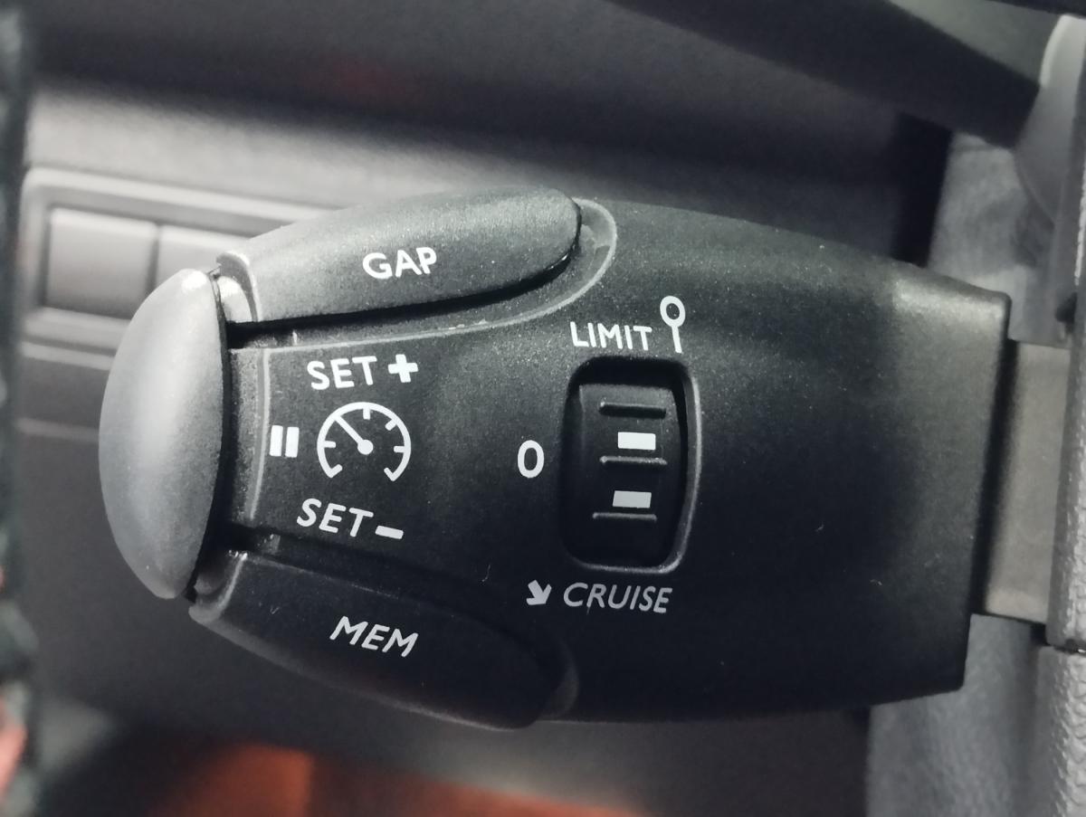 peugeot-308-sw-2020-diesel-1499cc