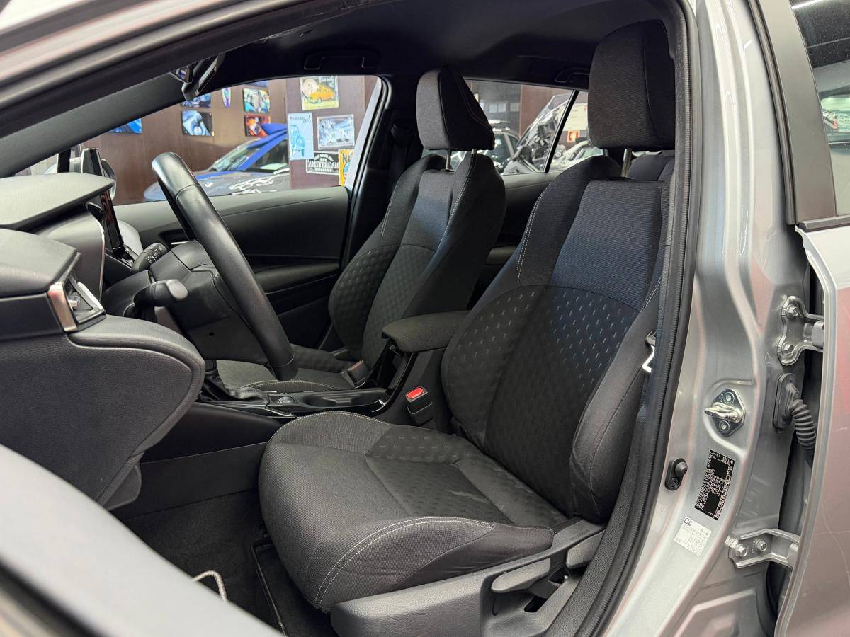 toyota-corolla-2023-hibrido-a-gasolina-1798cc