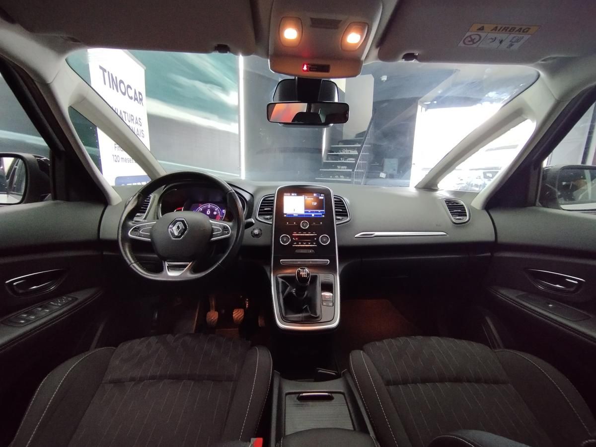 renault-scenic-2020-diesel-1750cc