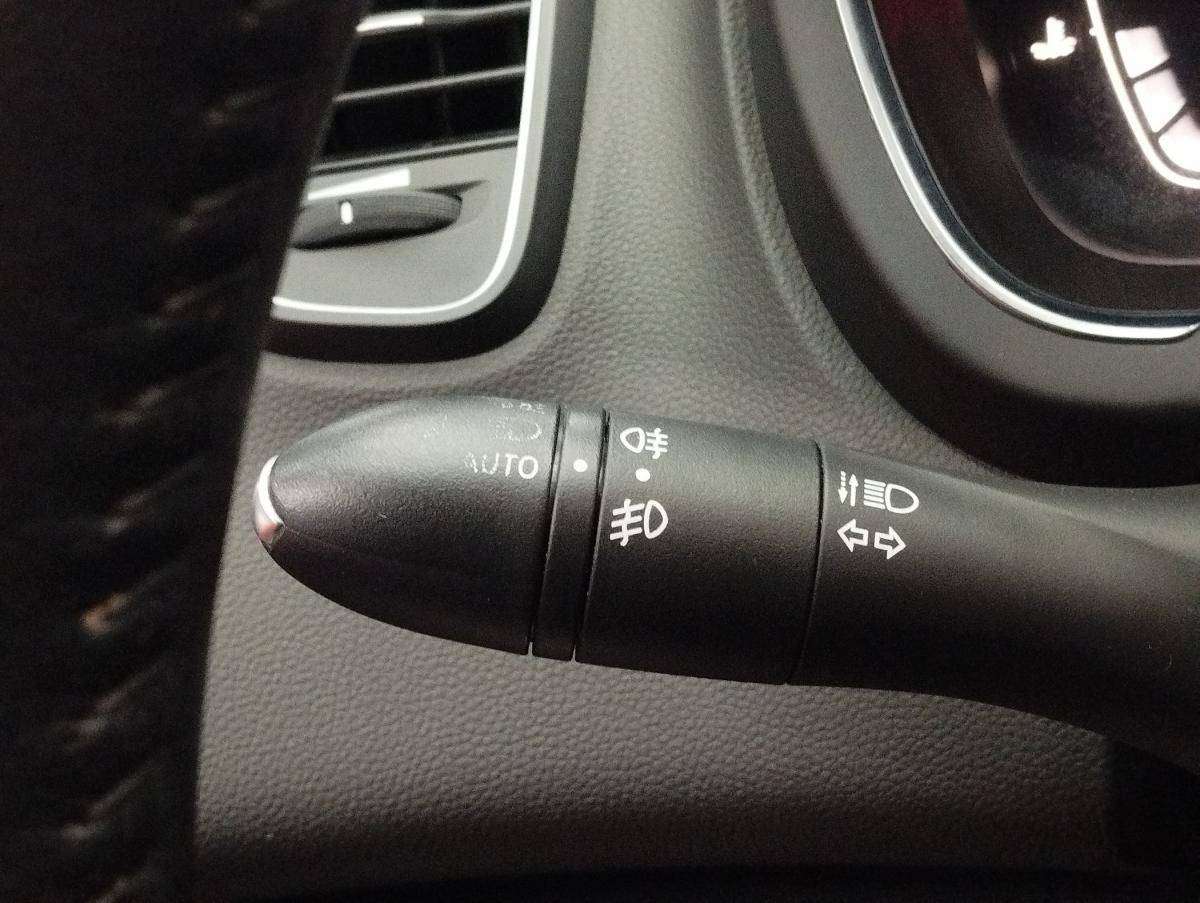 renault-scenic-2020-diesel-1750cc