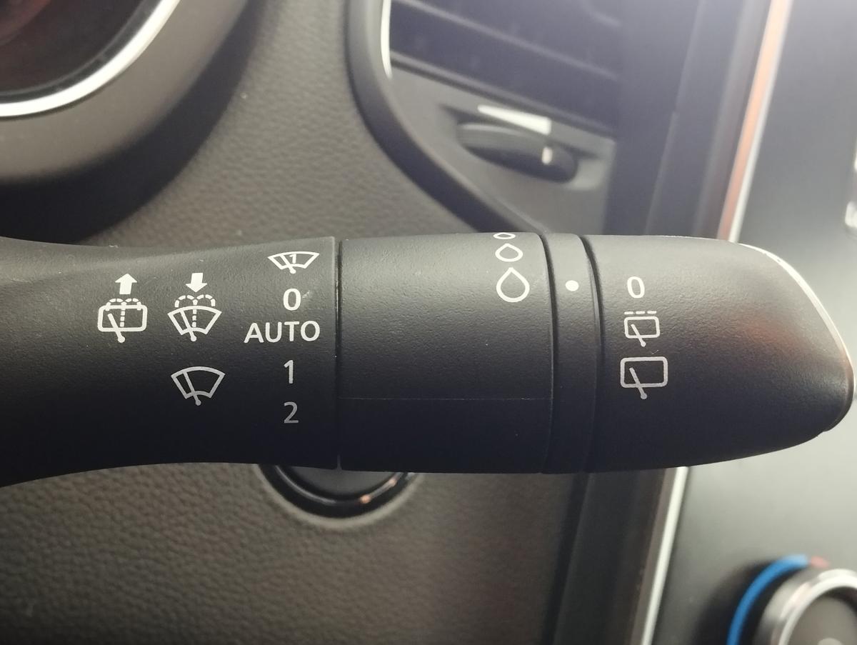 renault-scenic-2020-diesel-1750cc