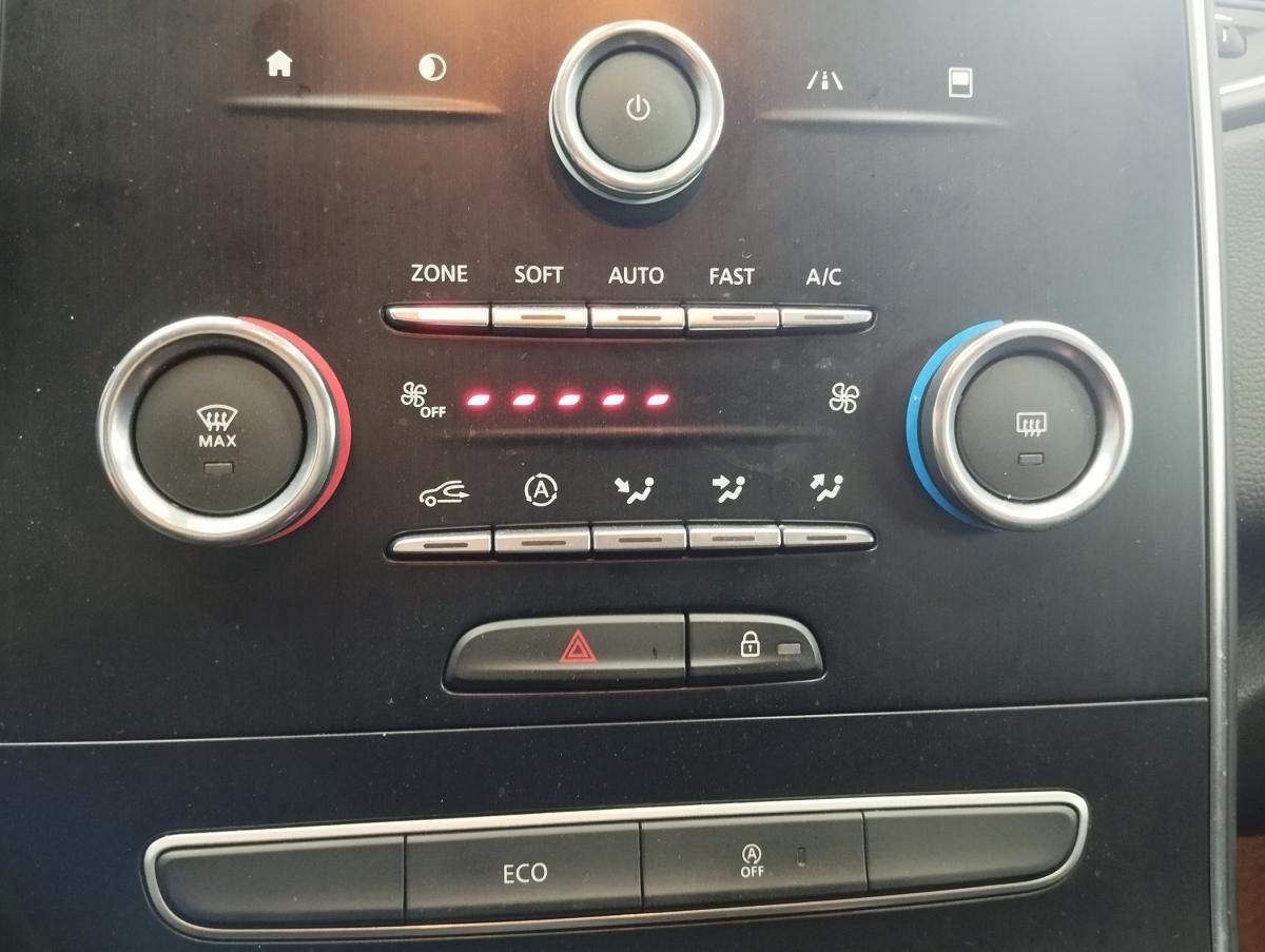 renault-scenic-2020-diesel-1750cc