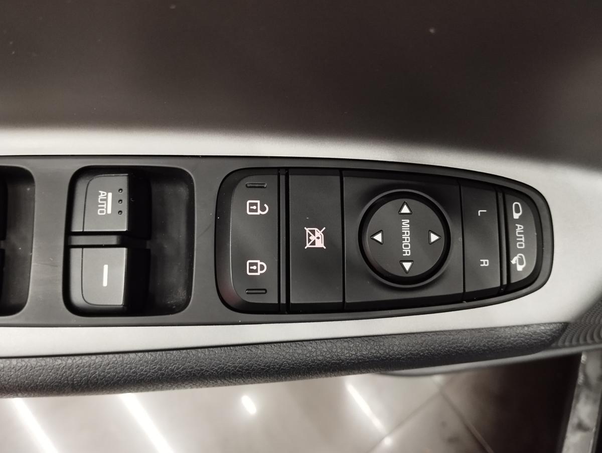 kia-niro-2019-hibrido-a-gasolina-1580cc