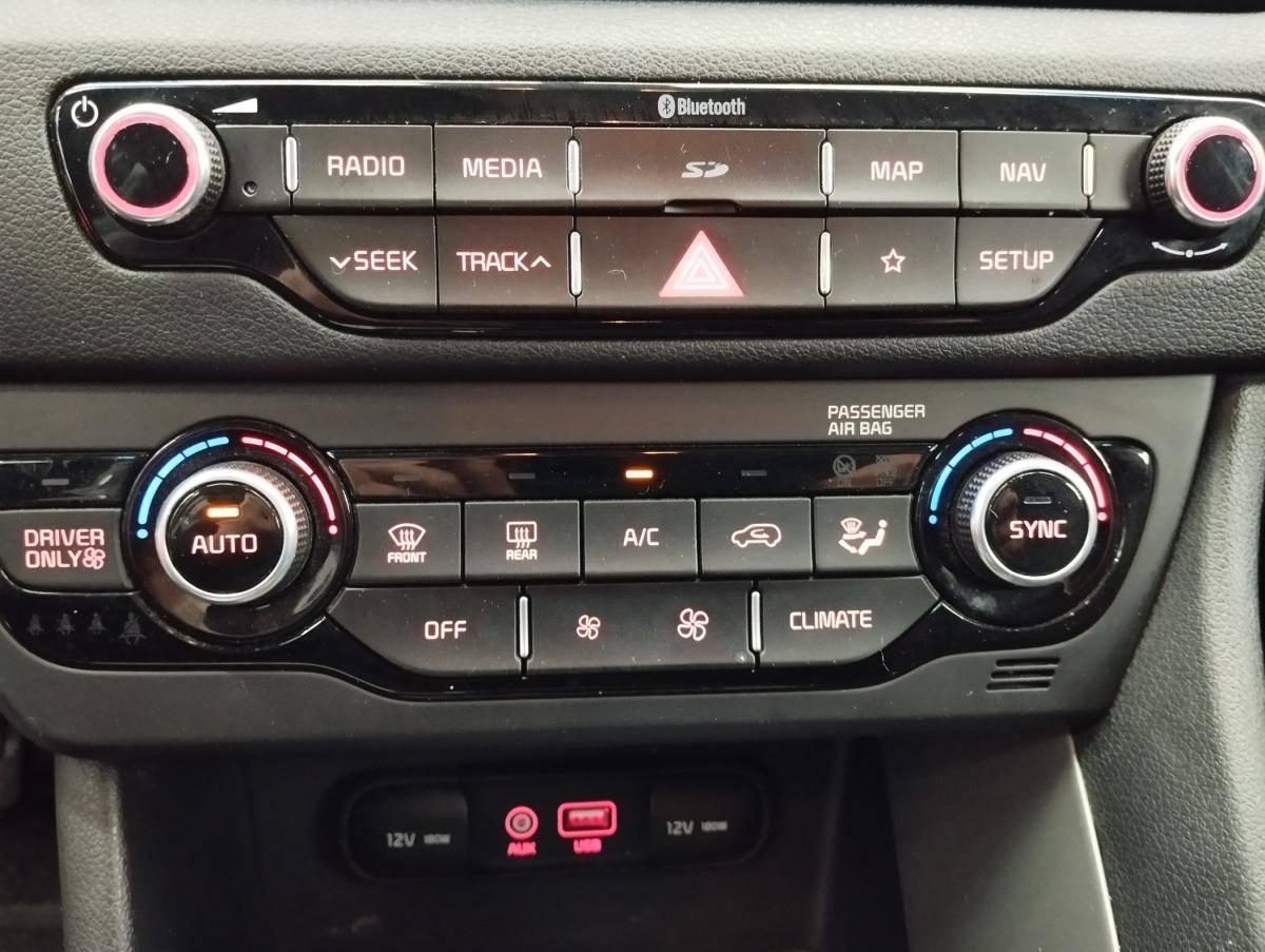 kia-niro-2019-hibrido-a-gasolina-1580cc