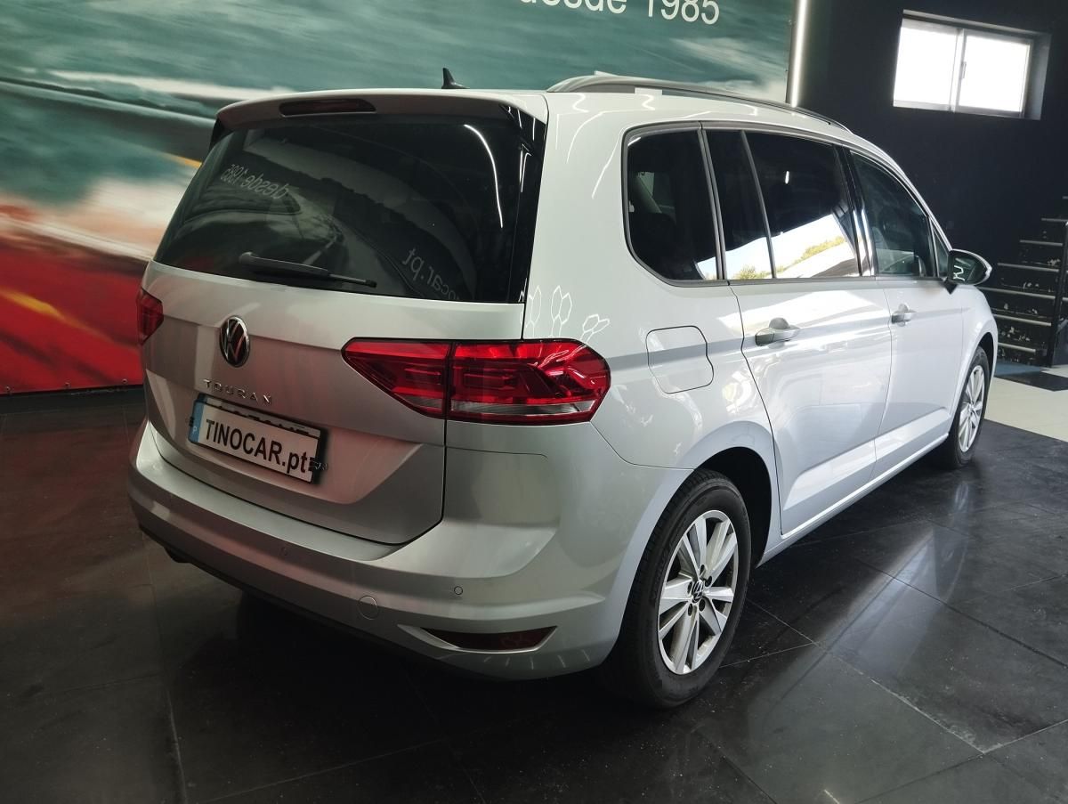 volkswagen-touran-2022-diesel-1968cc