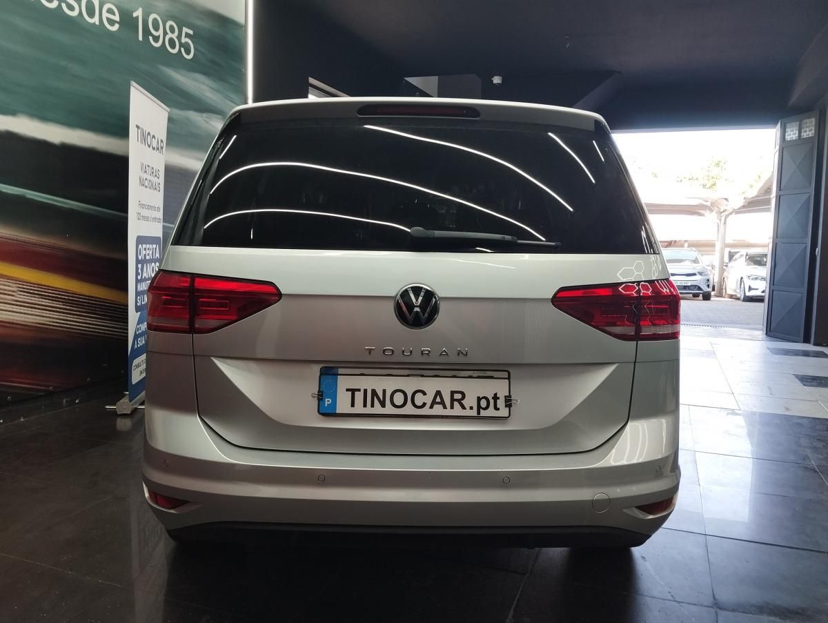 volkswagen-touran-2022-diesel-1968cc