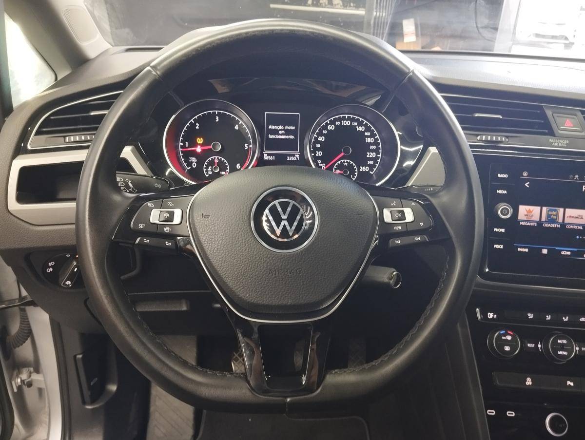 volkswagen-touran-2022-diesel-1968cc