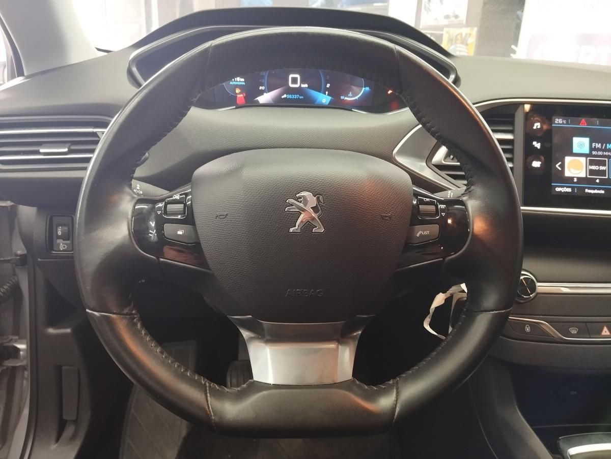 peugeot-308-2021-diesel-1499cc