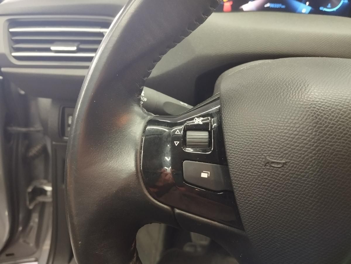 peugeot-308-2021-diesel-1499cc