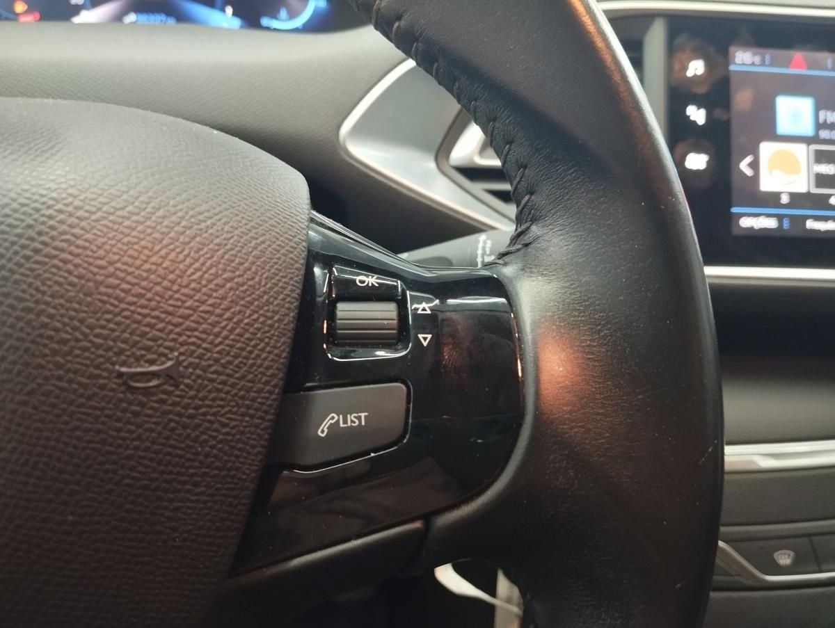 peugeot-308-2021-diesel-1499cc