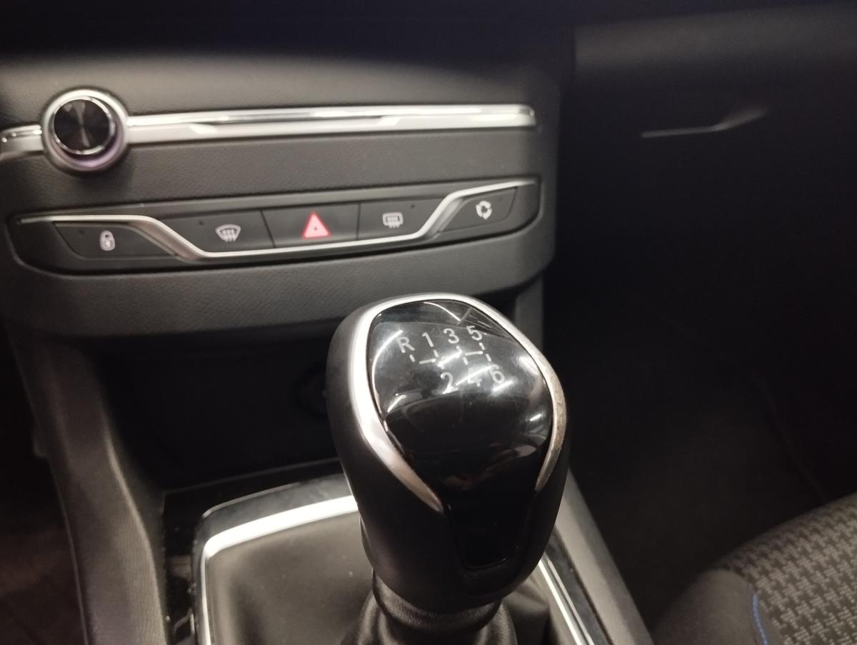 peugeot-308-2021-diesel-1499cc