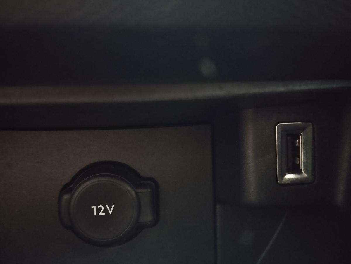 peugeot-308-2021-diesel-1499cc