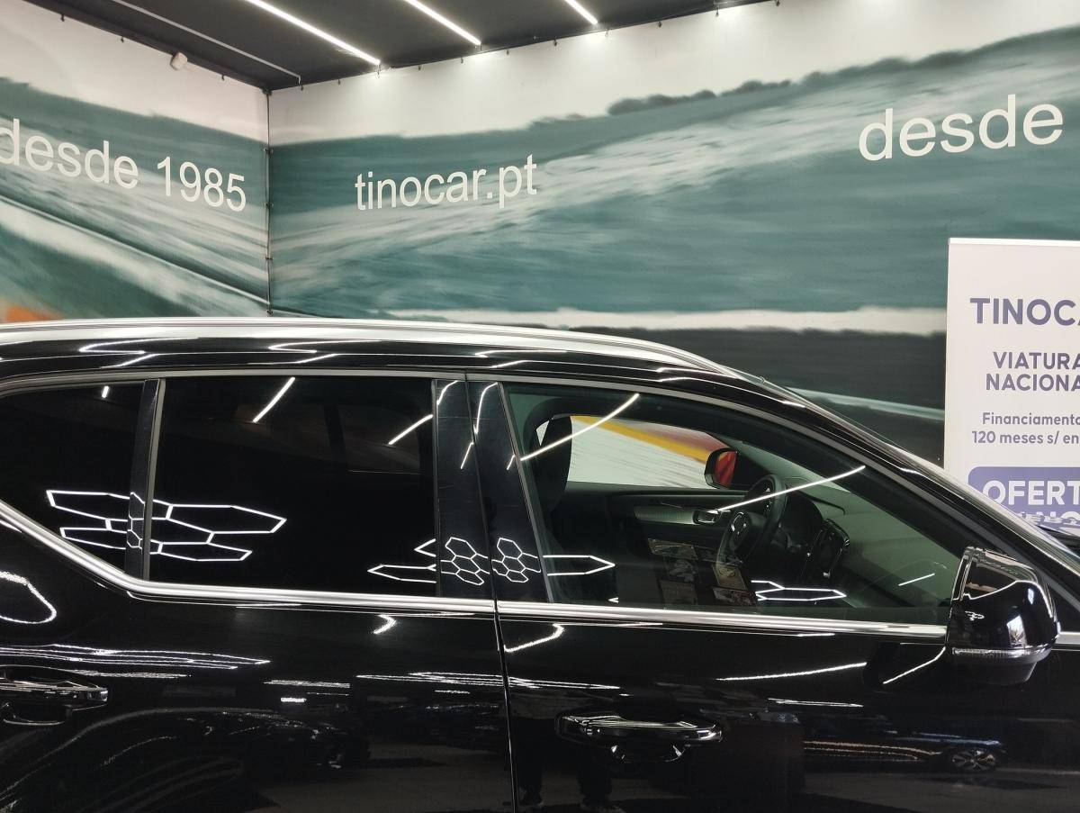 volvo-xc40-2022-hibrido-a-gasolina-1477cc