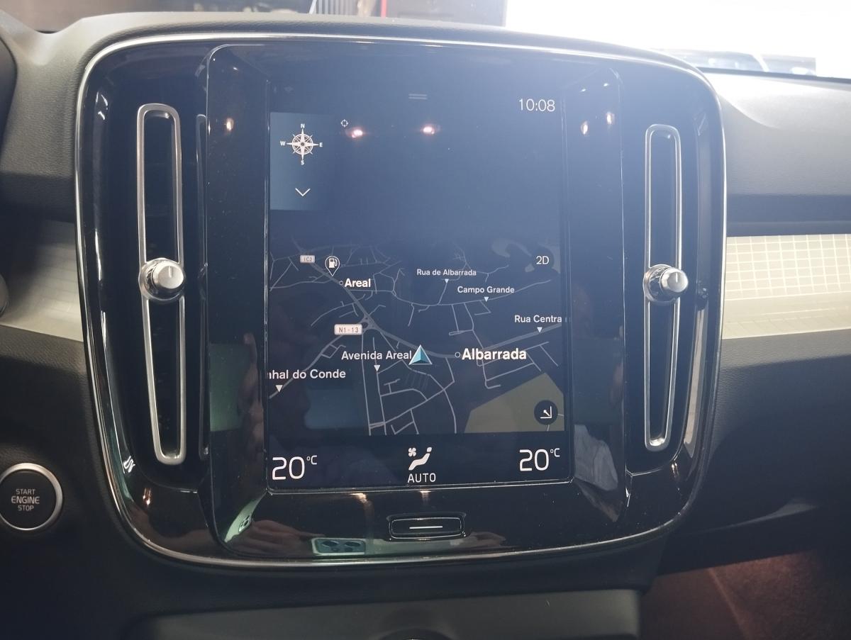 volvo-xc40-2022-hibrido-a-gasolina-1477cc