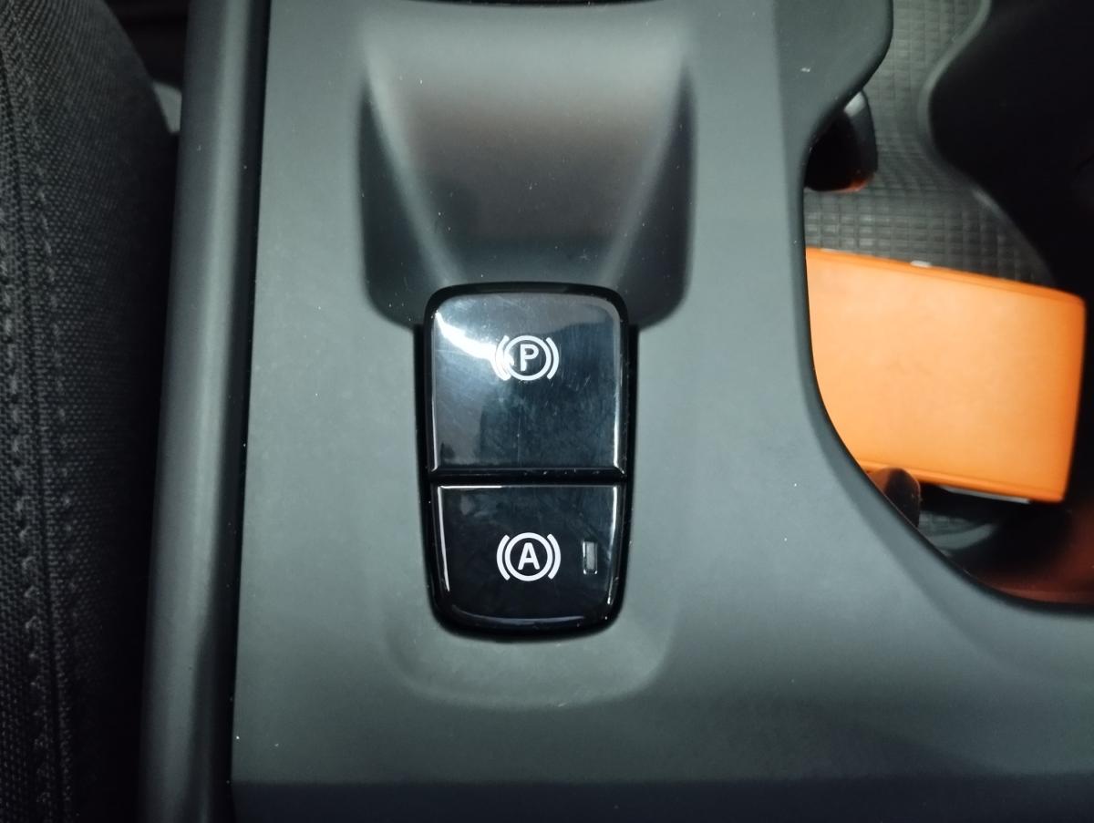 volvo-xc40-2022-hibrido-a-gasolina-1477cc