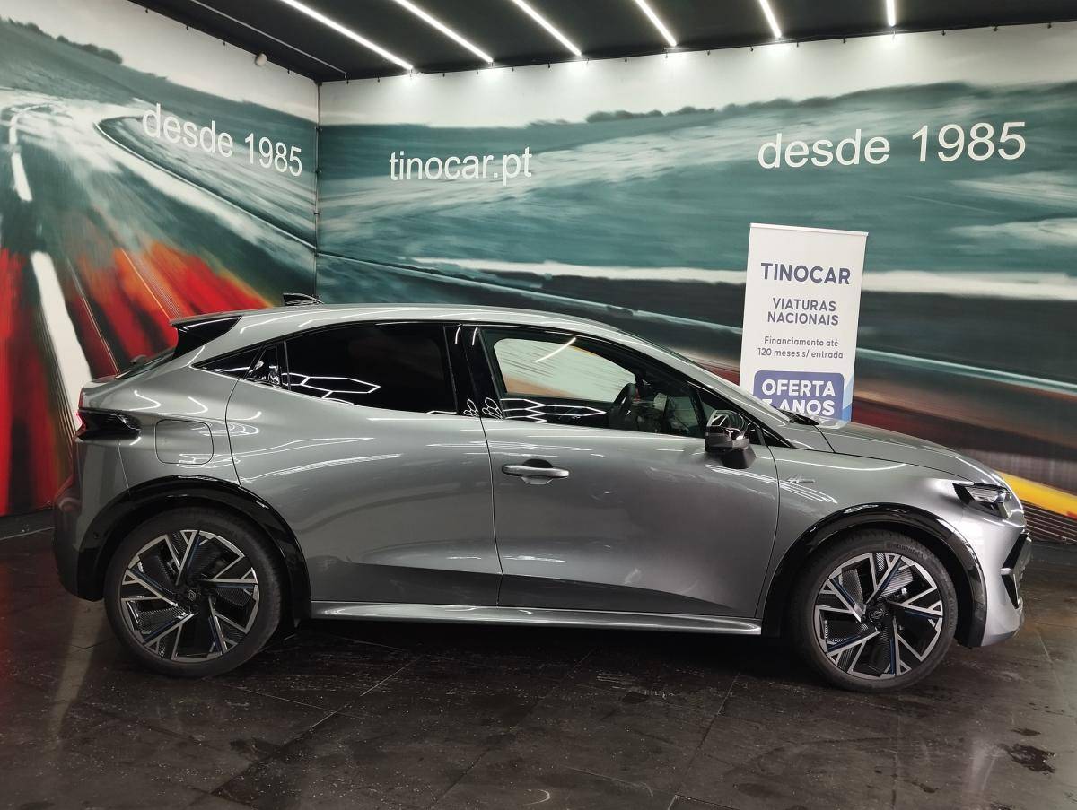 renault-clio-2026-hibrido-a-gasolina-1789cc