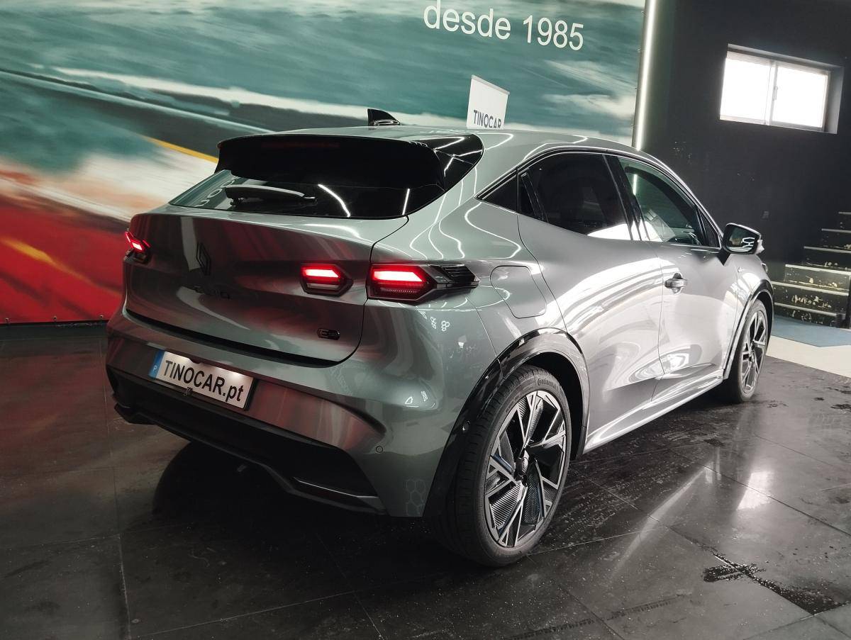 renault-clio-2026-hibrido-a-gasolina-1789cc