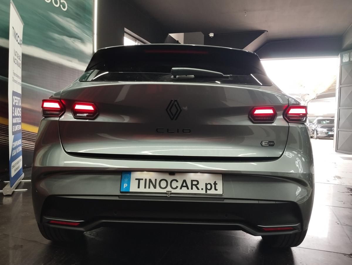 renault-clio-2026-hibrido-a-gasolina-1789cc