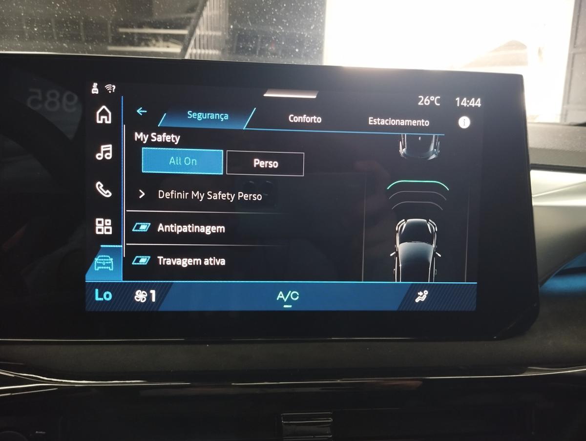 renault-clio-2026-hibrido-a-gasolina-1789cc