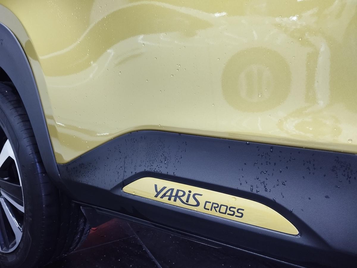 toyota-yaris-cross-2021-hibrido-a-gasolina-1490cc