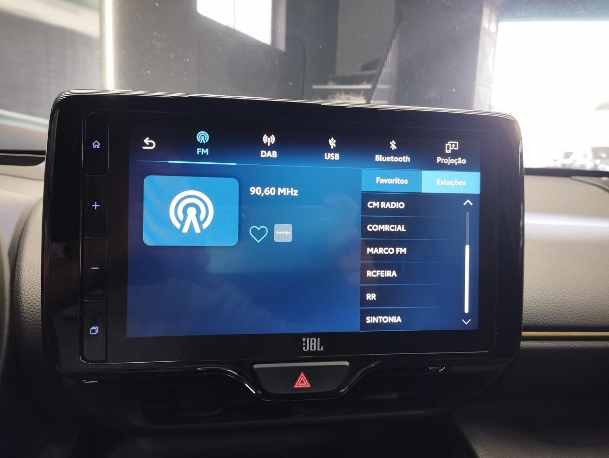 toyota-yaris-cross-2021-hibrido-a-gasolina-1490cc