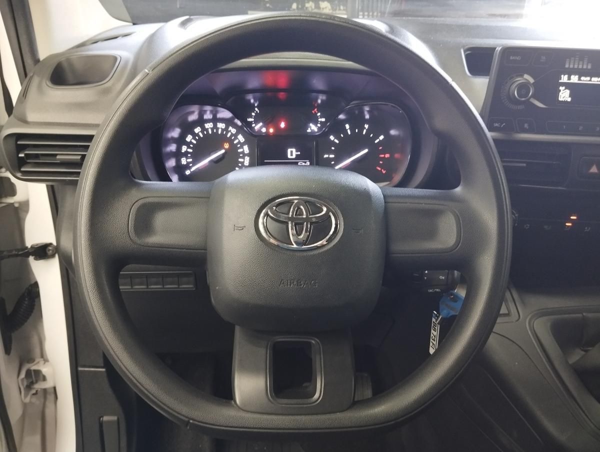toyota-proace-2023-diesel-1499cc