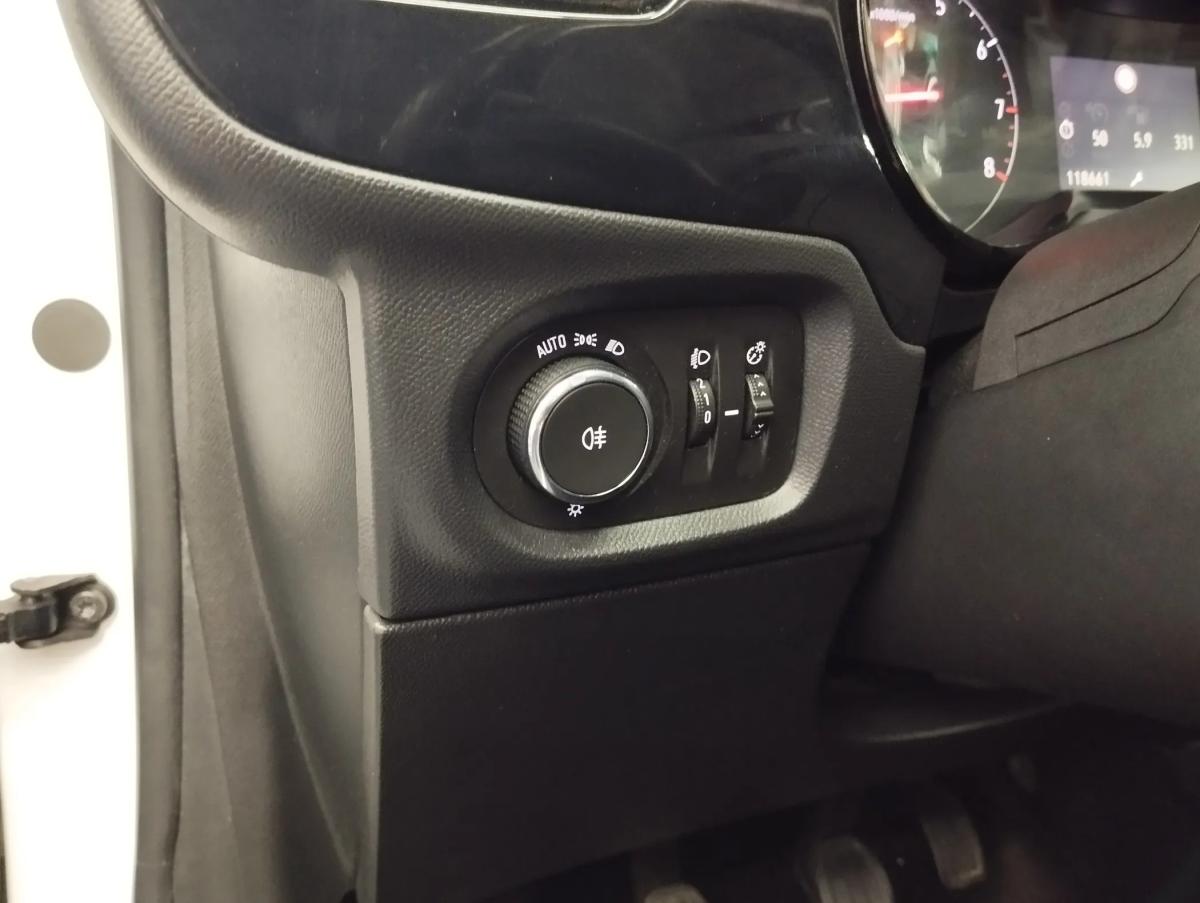 opel-corsa-2022-diesel-1499cc
