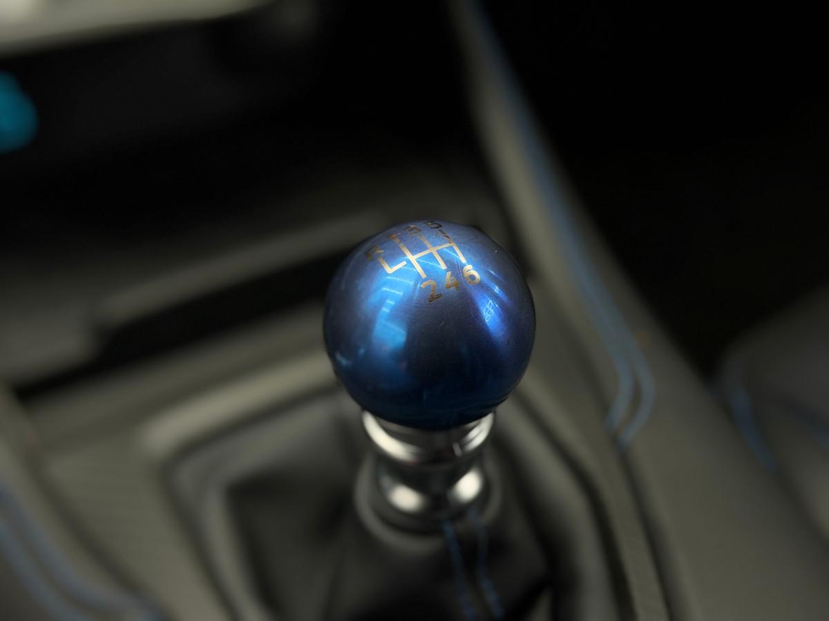 ford-mustang-2025-gasolina-5038cc