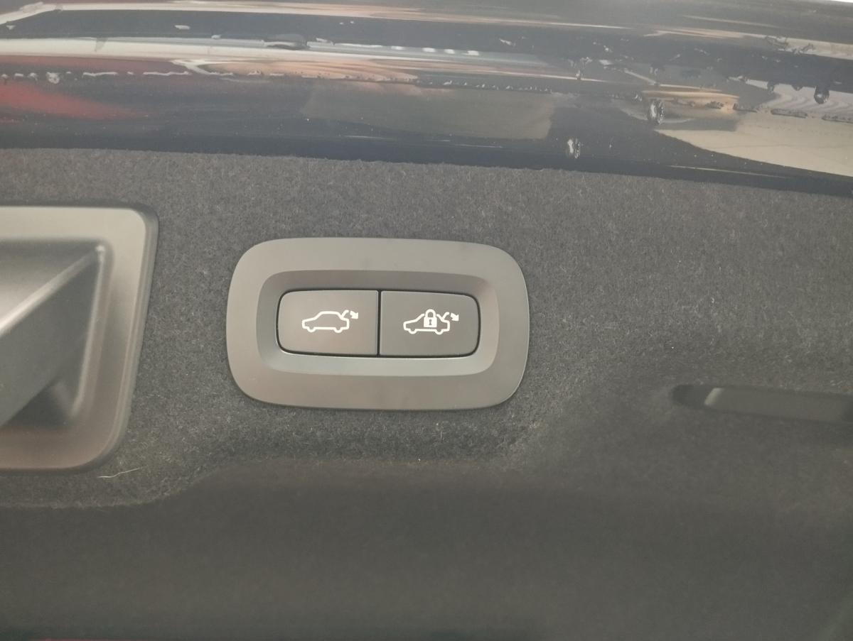 volvo-s90-2020-hibrido-a-gasolina-1969cc