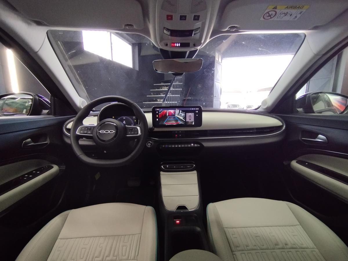fiat-600-2025-hibrido-a-gasolina-1199cc