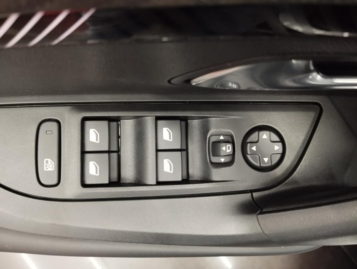 peugeot-2008-2025-gasolina-1199cc