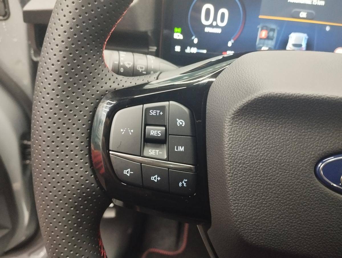 ford-puma-2025-gasolina-998cc