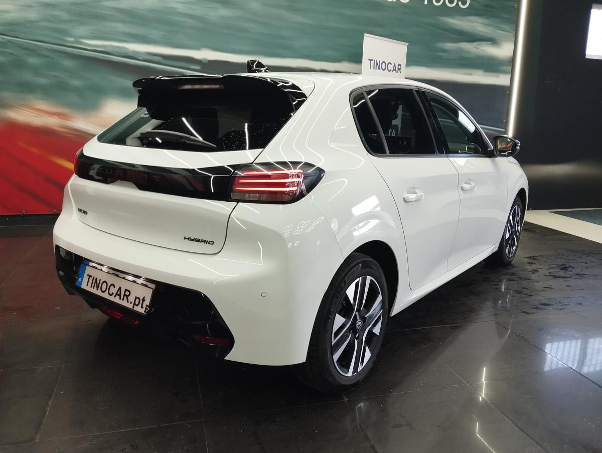 peugeot-208-2024-gasolina-1199cc
