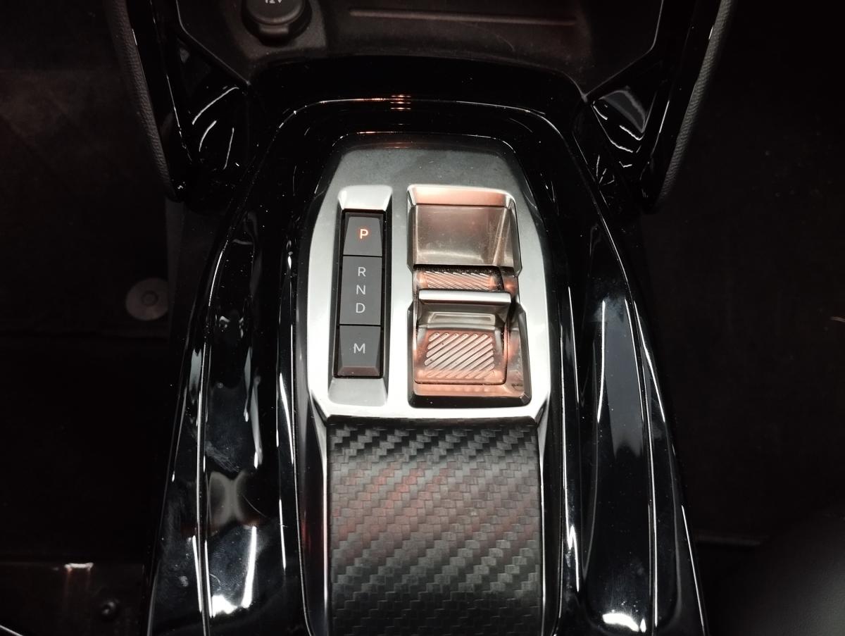 peugeot-208-2024-gasolina-1199cc