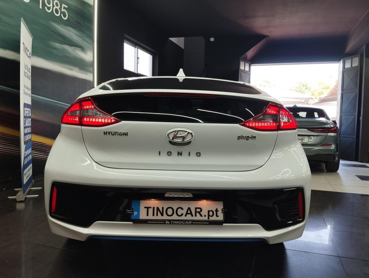 hyundai-ioniq-2018-hibrido-a-gasolina-1580cc