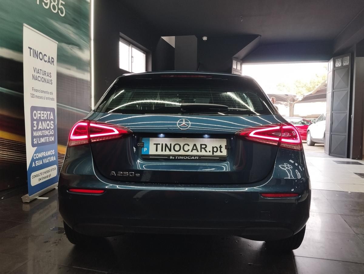 mercedes-benz-classe-a-2022-hibrido-a-gasolina-1332cc