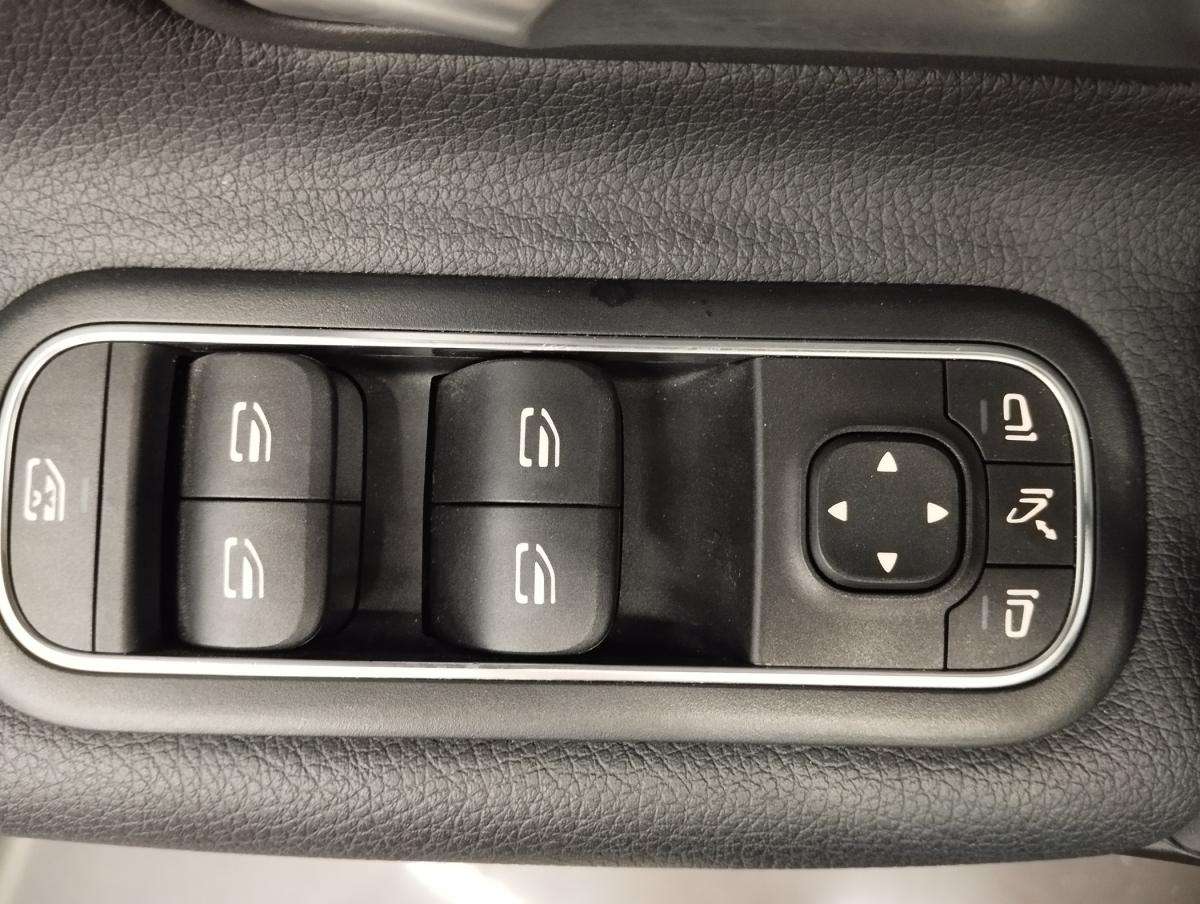 mercedes-benz-classe-a-2022-hibrido-a-gasolina-1332cc