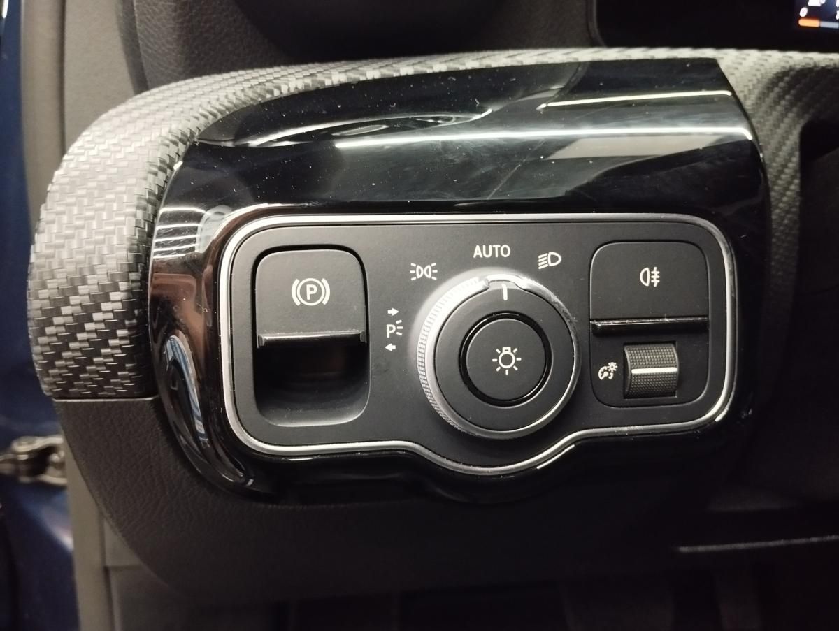 mercedes-benz-classe-a-2022-hibrido-a-gasolina-1332cc