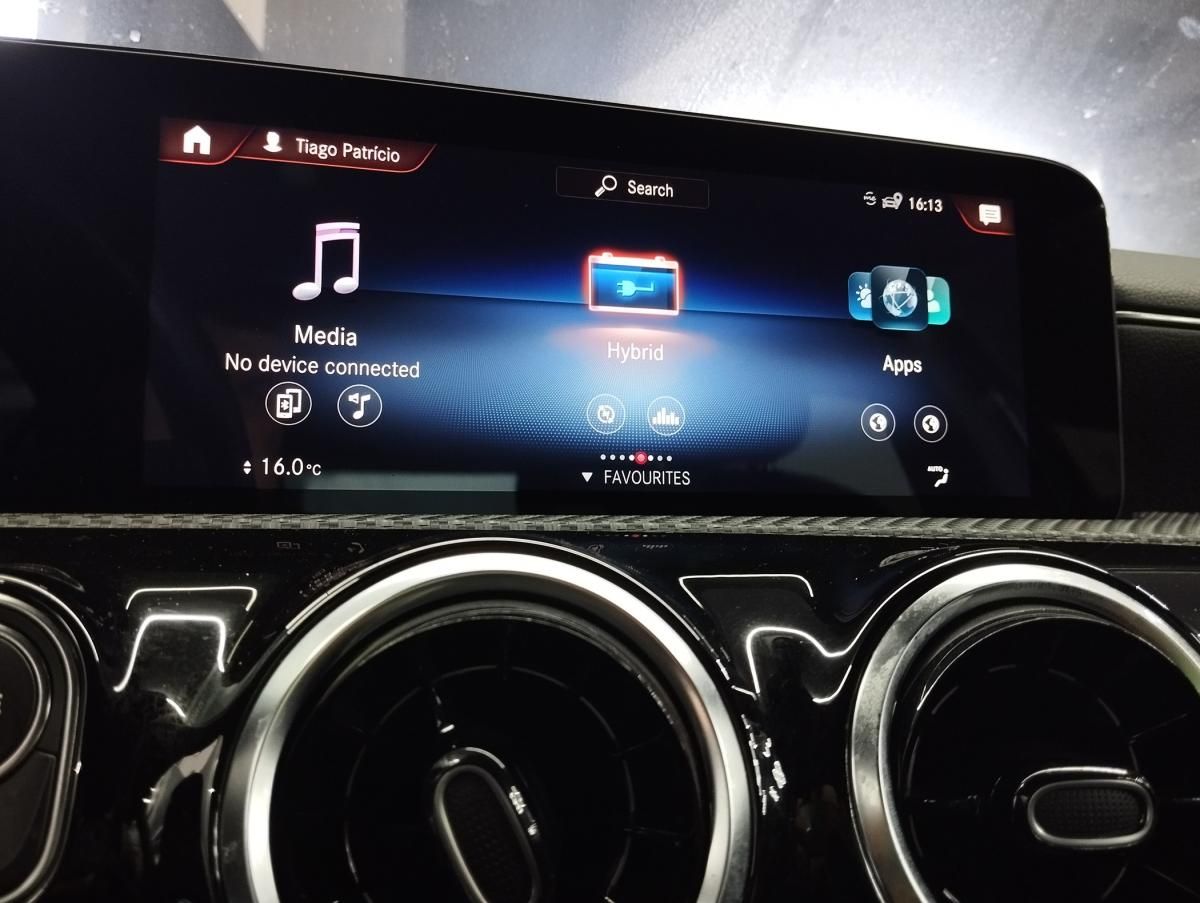 mercedes-benz-classe-a-2022-hibrido-a-gasolina-1332cc