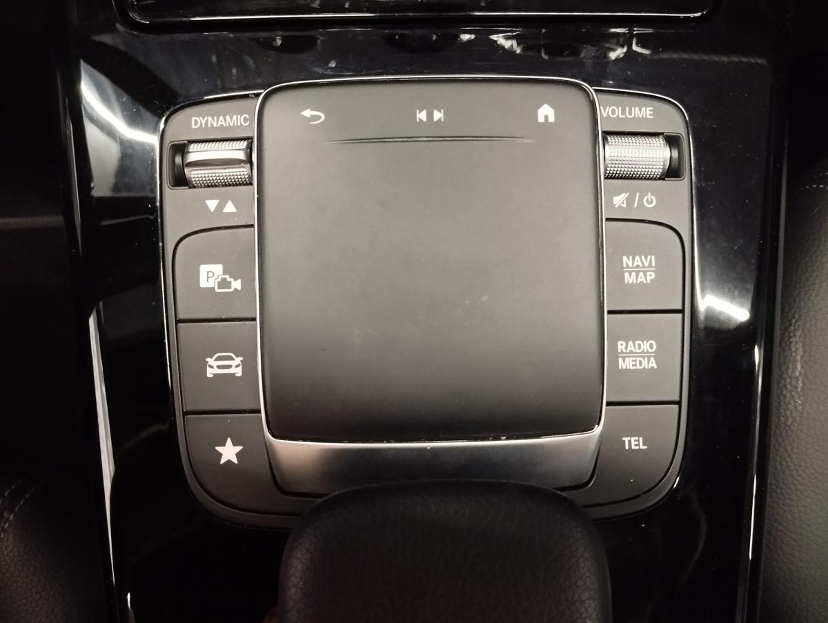 mercedes-benz-classe-a-2022-hibrido-a-gasolina-1332cc