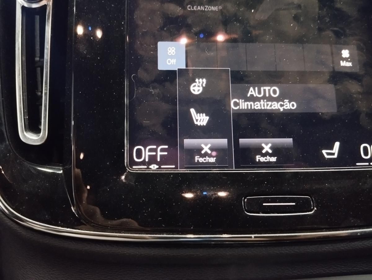 volvo-xc40-2022-hibrido-a-gasolina-1477cc