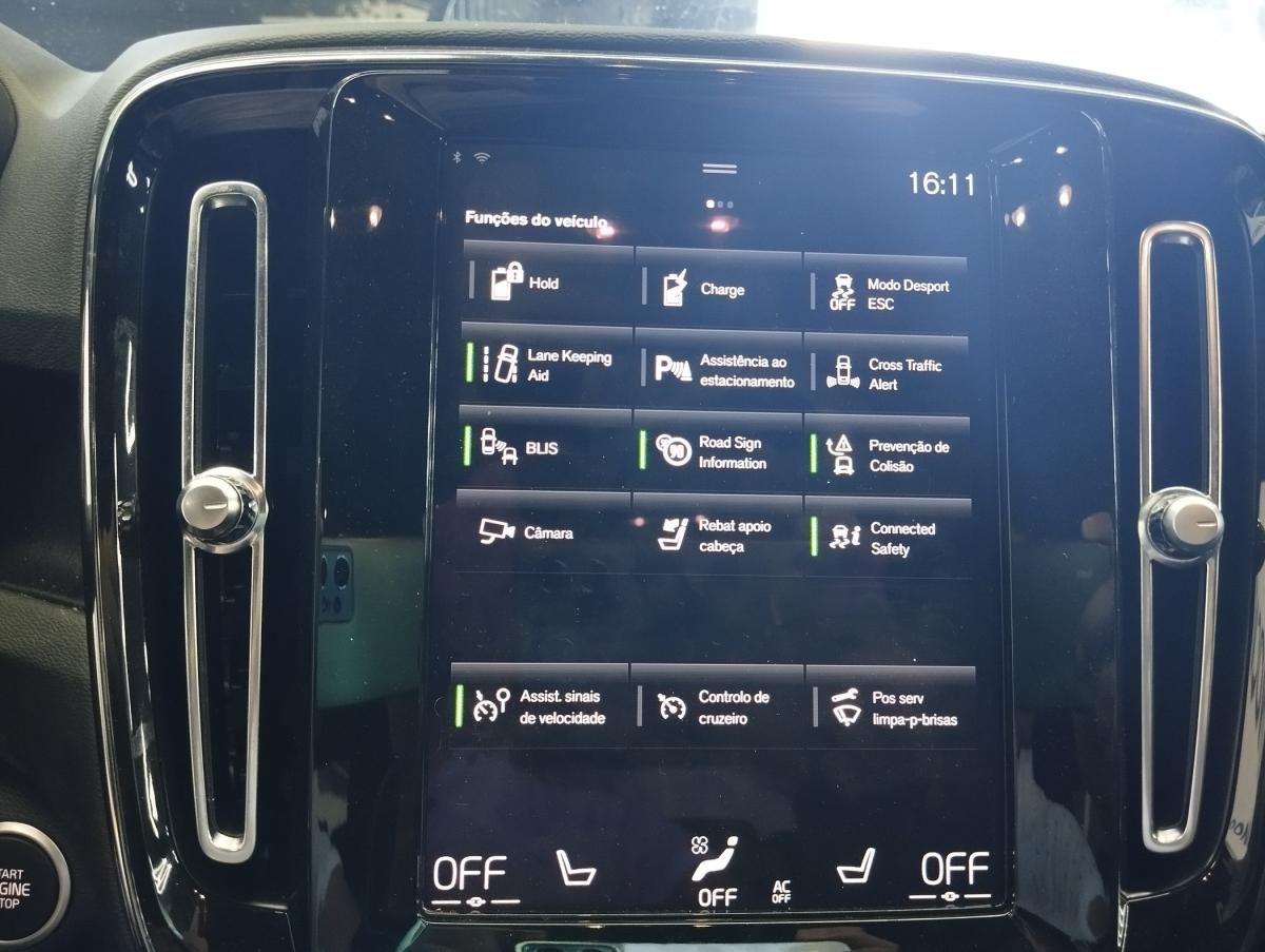 volvo-xc40-2022-hibrido-a-gasolina-1477cc