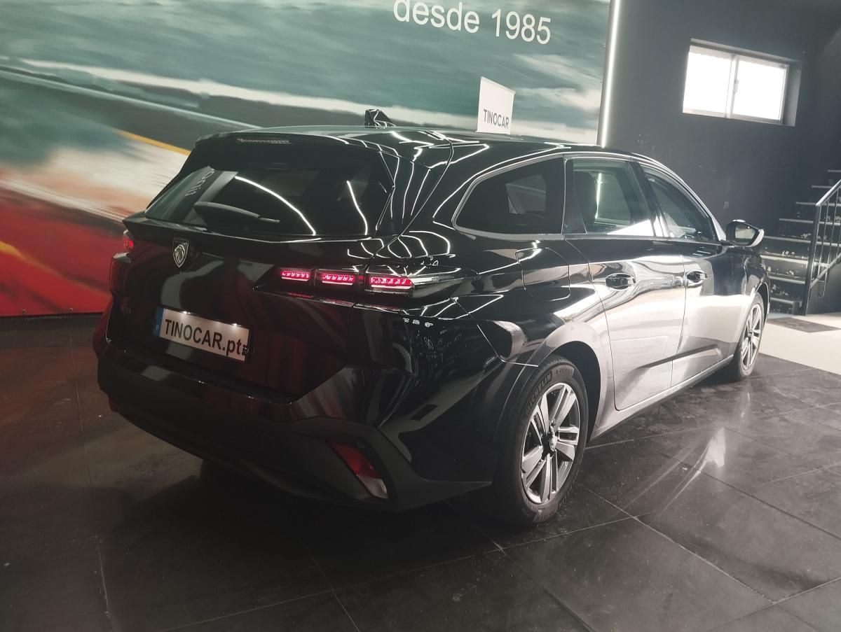 peugeot-308-sw-2022-diesel-1499cc