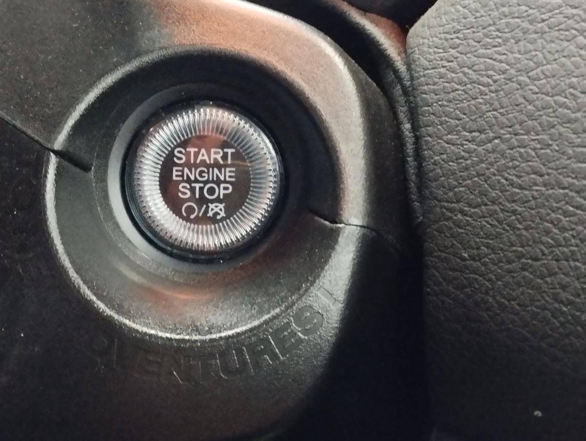 jeep-renegade-2023-hibrido-a-gasolina-1469cc