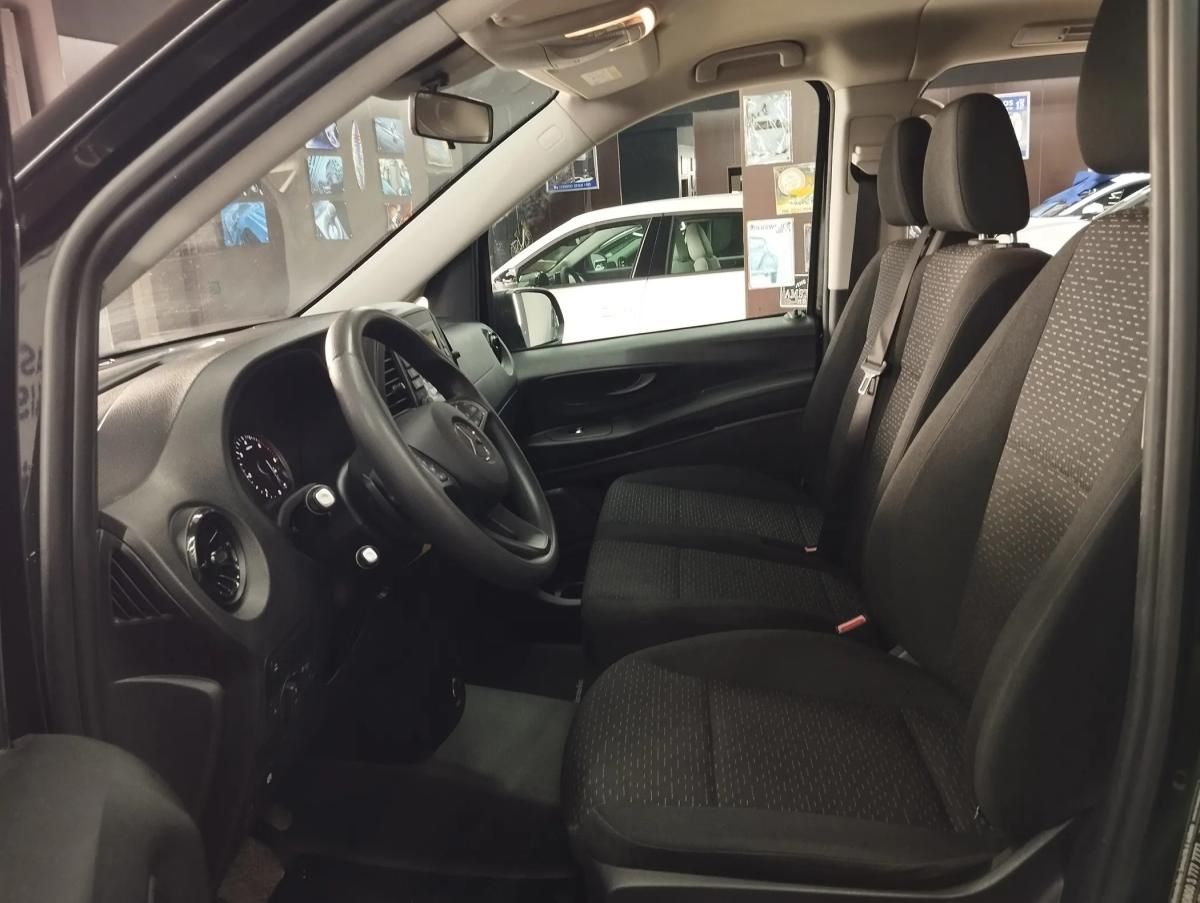 mercedes-benz-vito-2022-diesel-1950cc