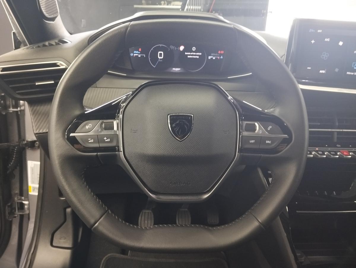 peugeot-2008-2025-gasolina-1199cc