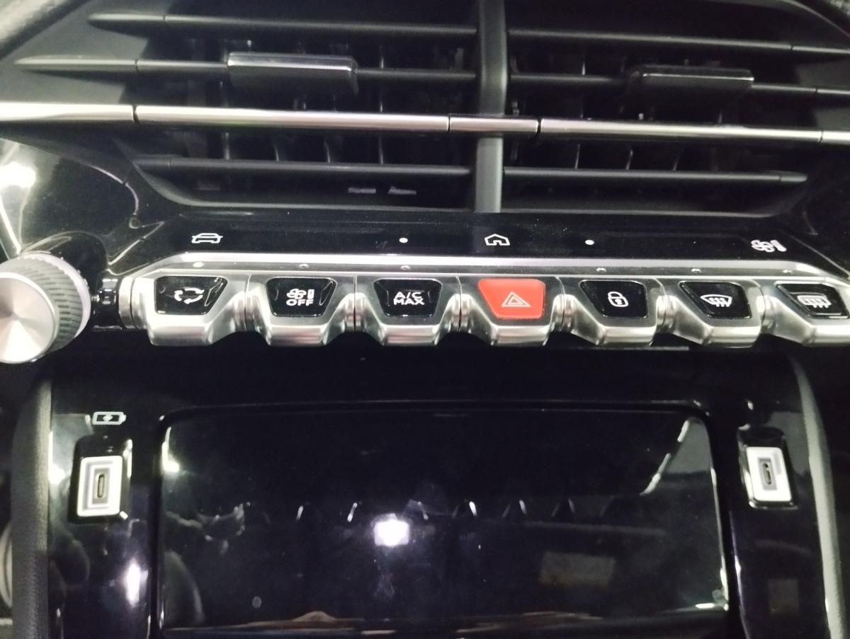peugeot-2008-2025-gasolina-1199cc