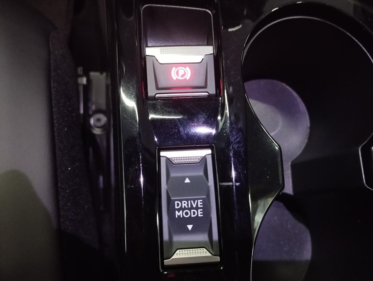 peugeot-2008-2025-gasolina-1199cc