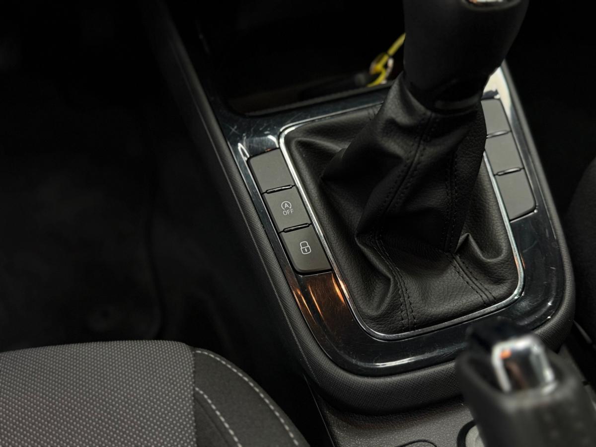 skoda-fabia-2024-gasolina-999cc