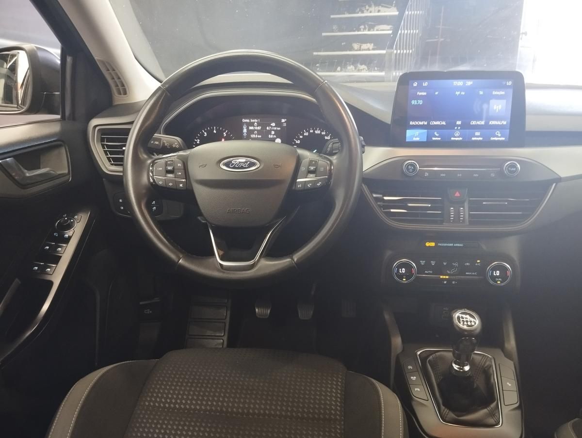 ford-focus-2022-gasolina-998cc